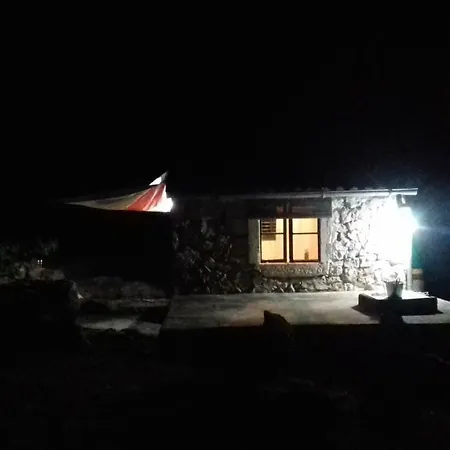 Robinson House Krunica Pašman